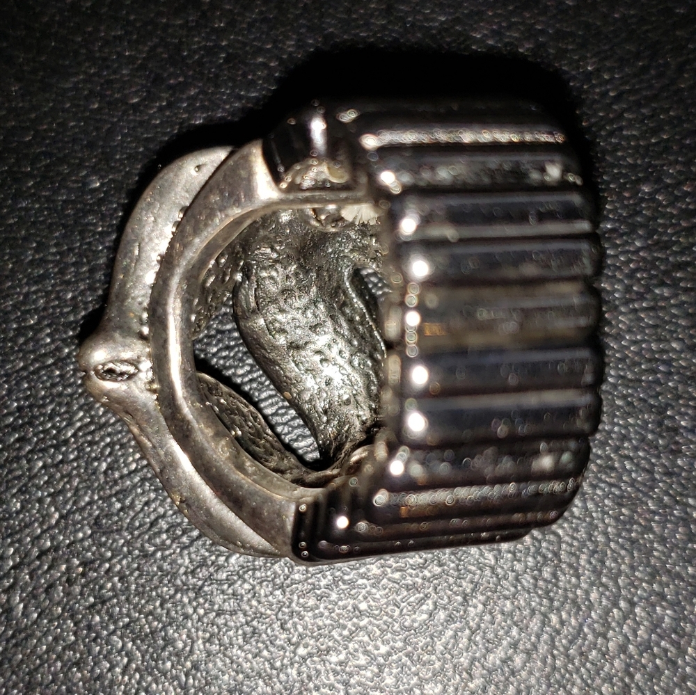 2/$20 Silver leaf ring with stones adjustable band - Picture 7 of 8